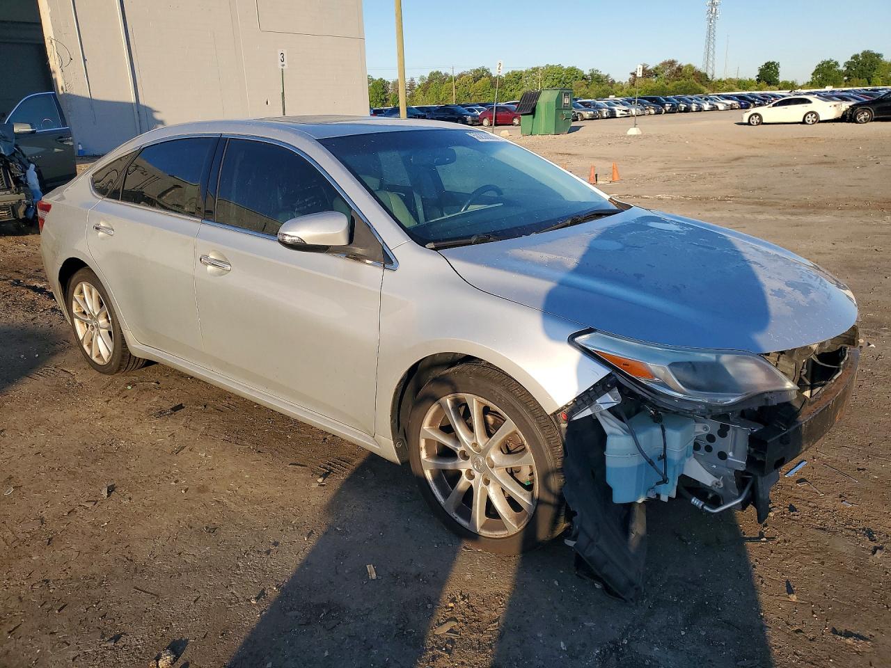 2013 TOYOTA AVALON XLE TOURING photo 4