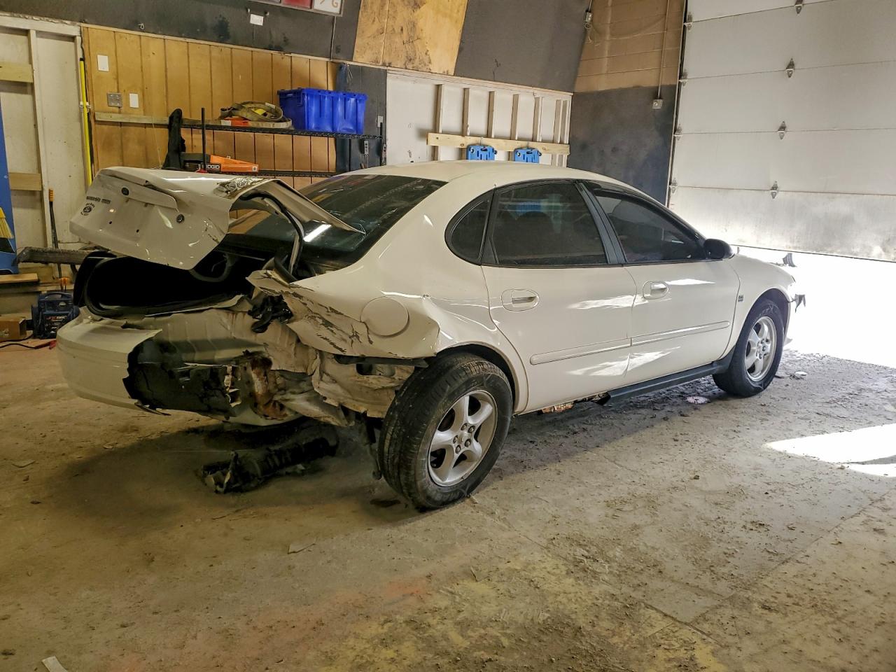 2004 FORD TAURUS SES photo 3