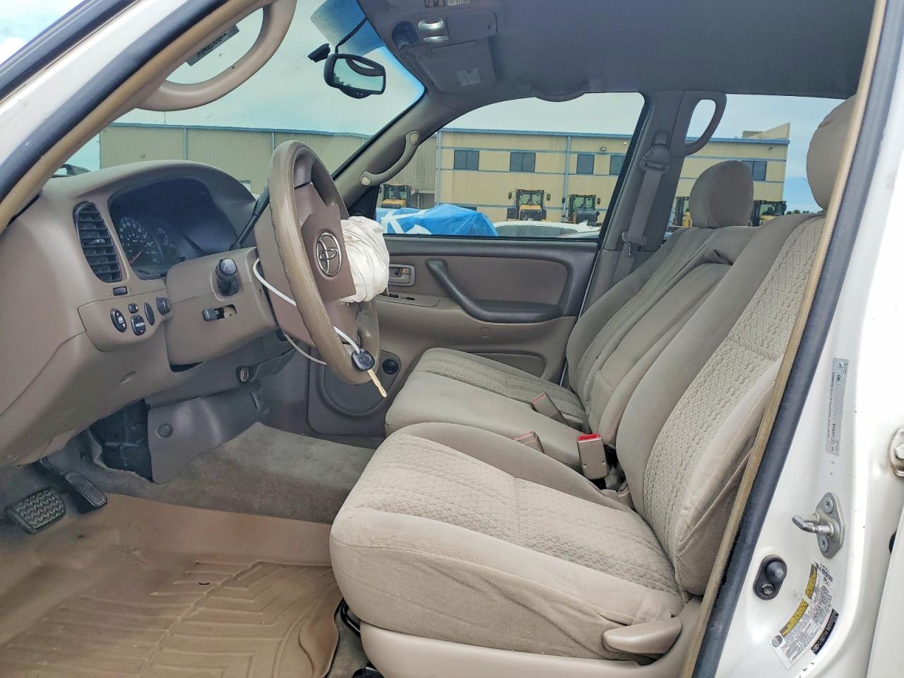 2006 TOYOTA TUNDRA photo 13