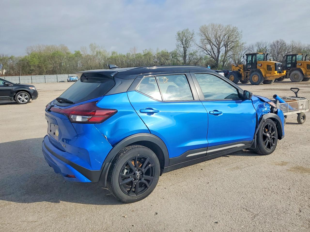 2023 NISSAN KICKS SR photo 5