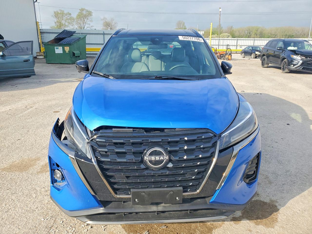 2023 NISSAN KICKS SR photo 9