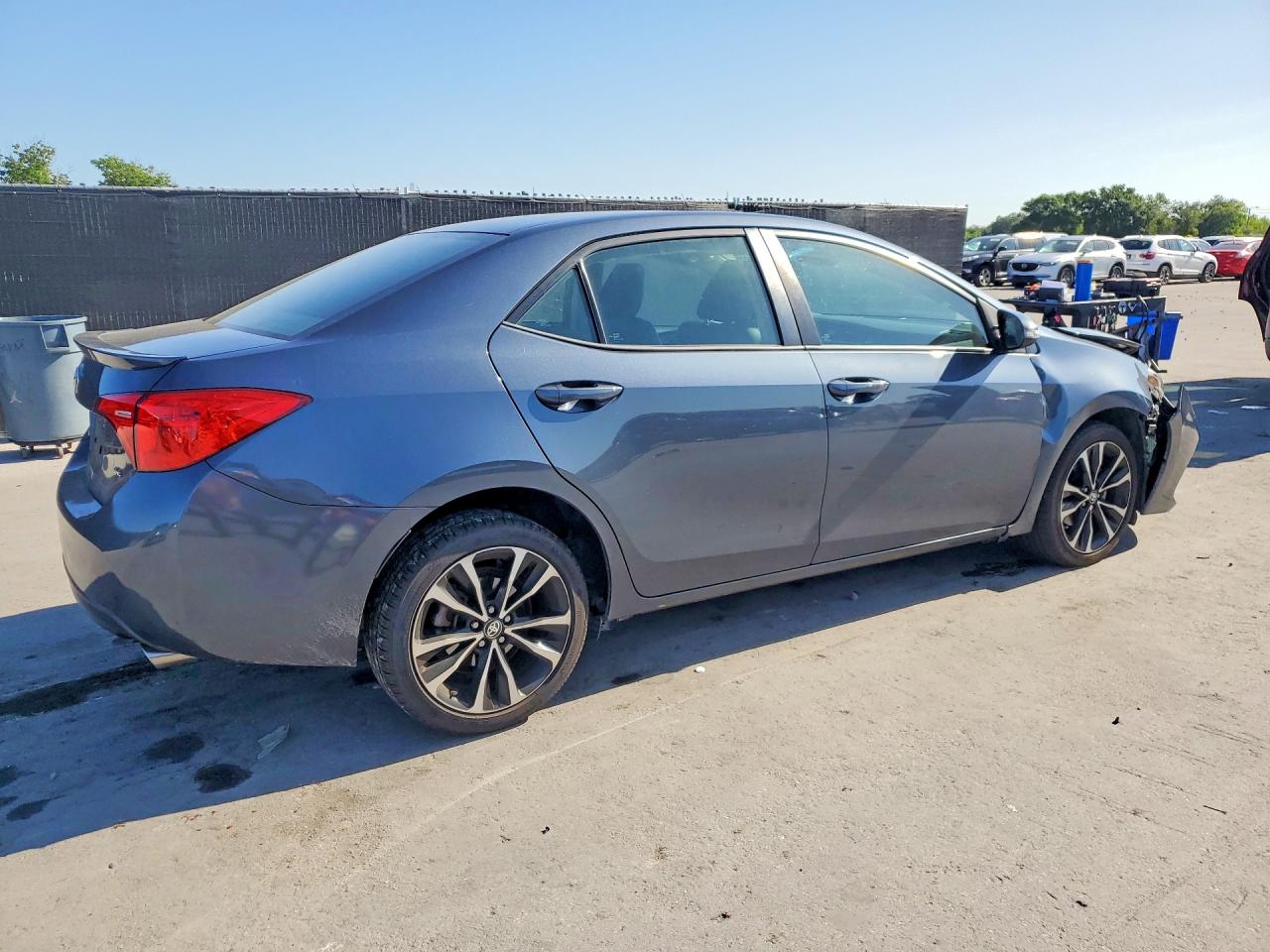 2017 TOYOTA COROLLA SE photo 7