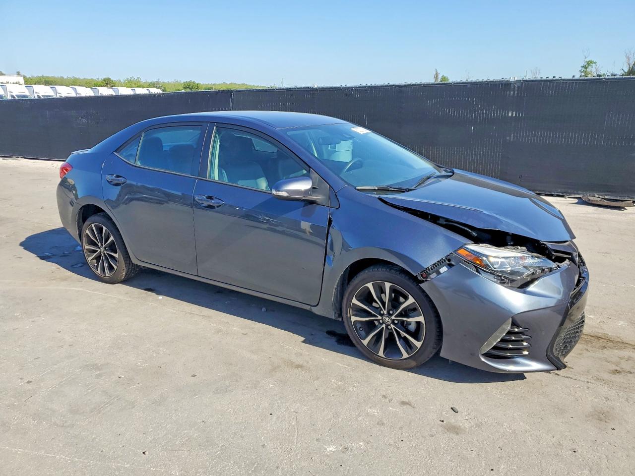 2017 TOYOTA COROLLA SE photo 10
