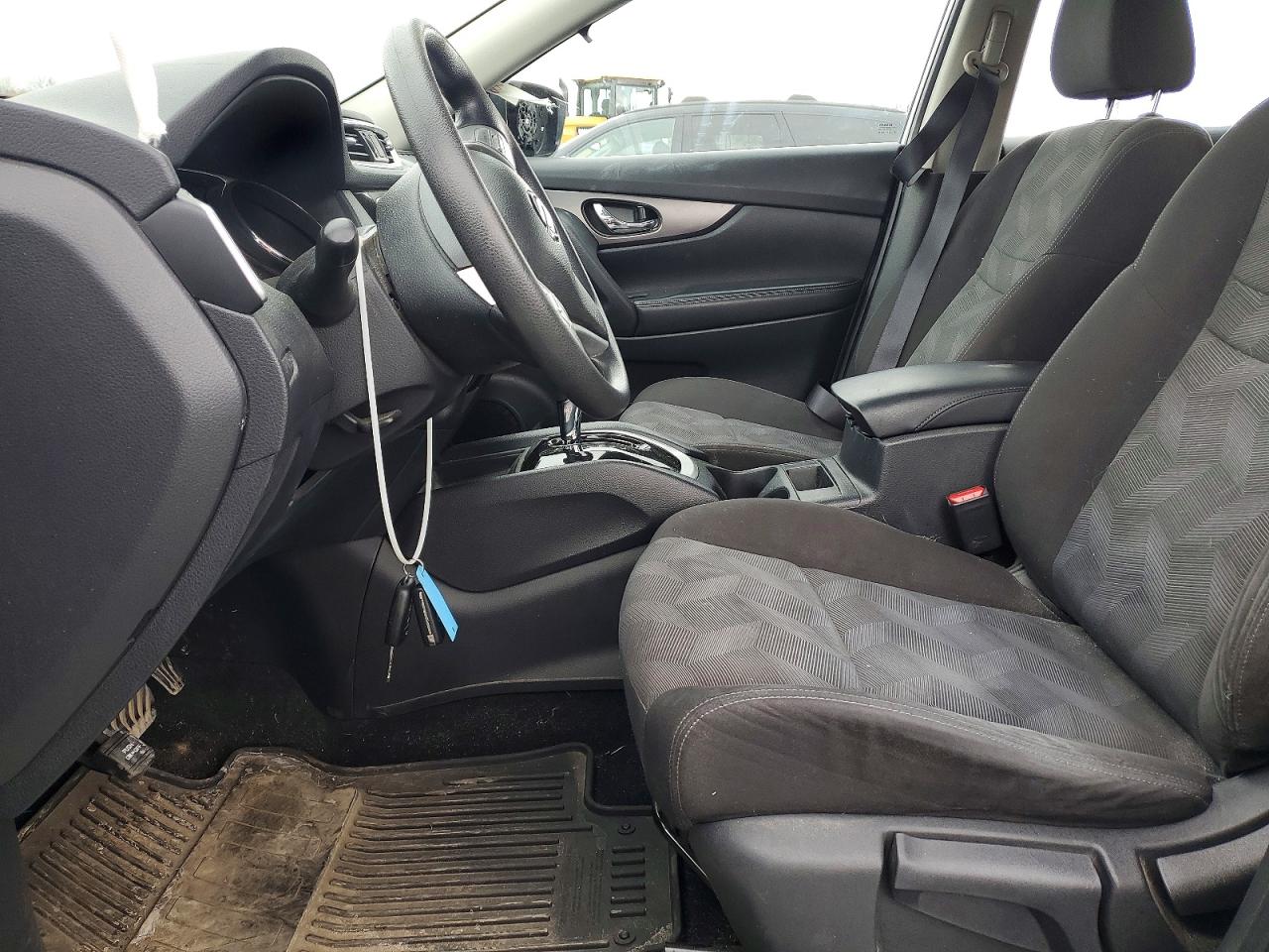 2016 NISSAN ROGUE S photo 13