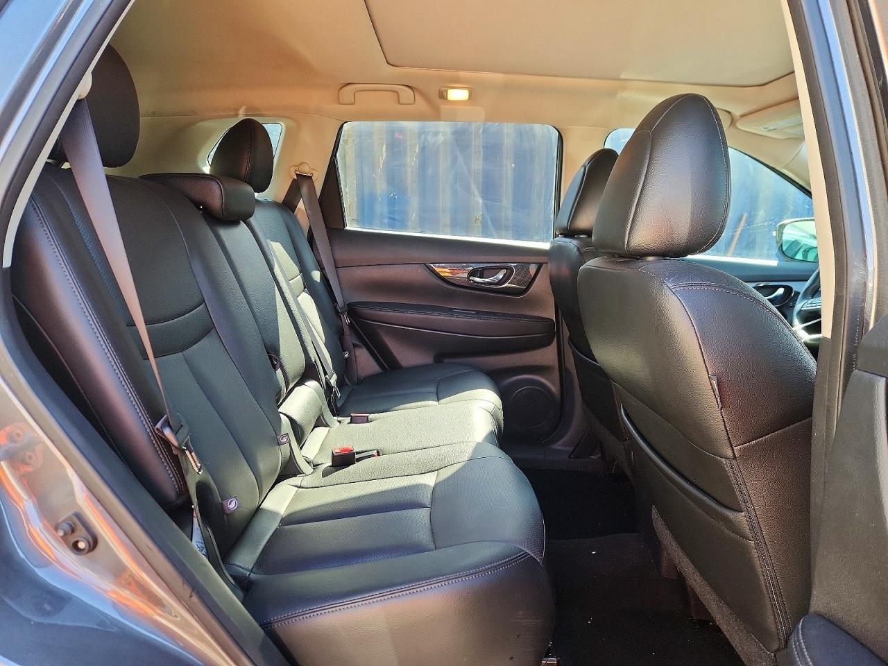 2017 NISSAN ROGUE S photo 31