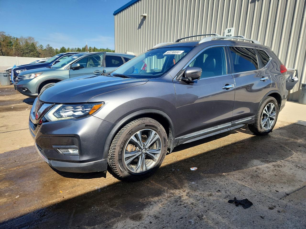 2017 NISSAN ROGUE