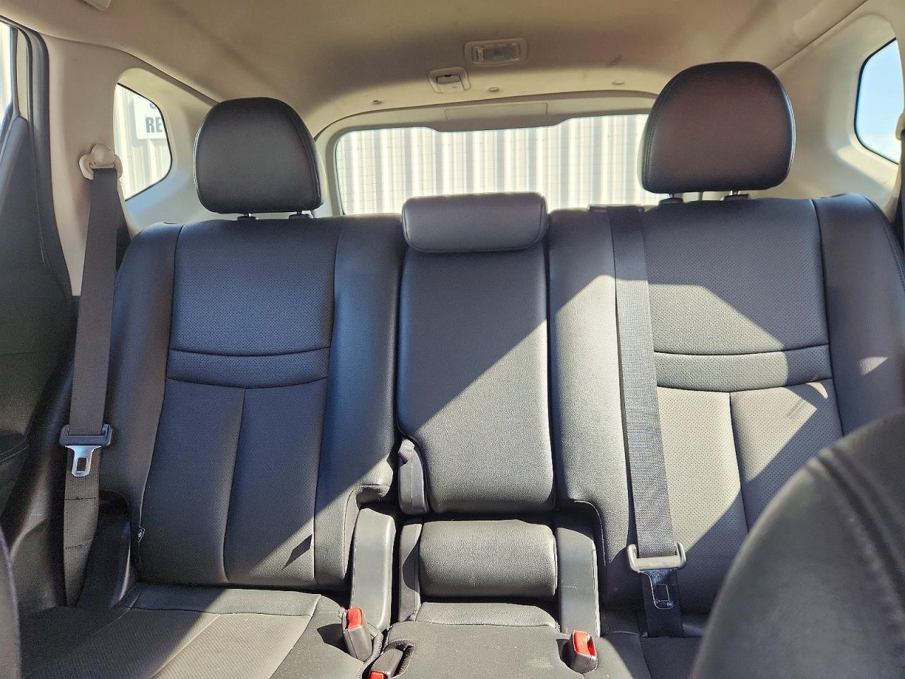 2017 NISSAN ROGUE S photo 28