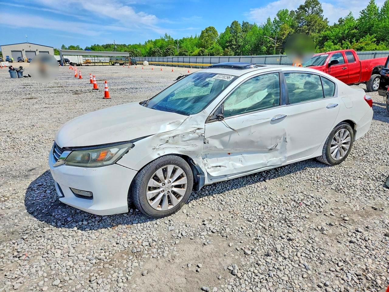 2015 HONDA ACCORD