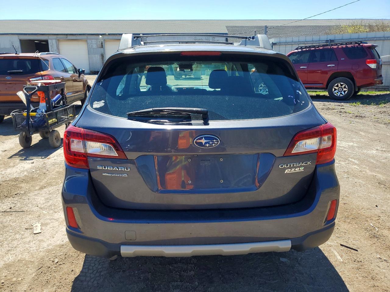 2015 SUBARU OUTBACK 2.5I photo 11