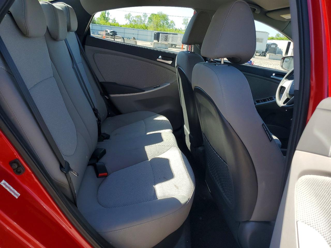 2014 HYUNDAI ACCENT GLS photo 28