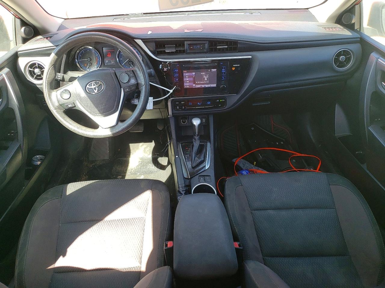 2017 TOYOTA COROLLA LE photo 22