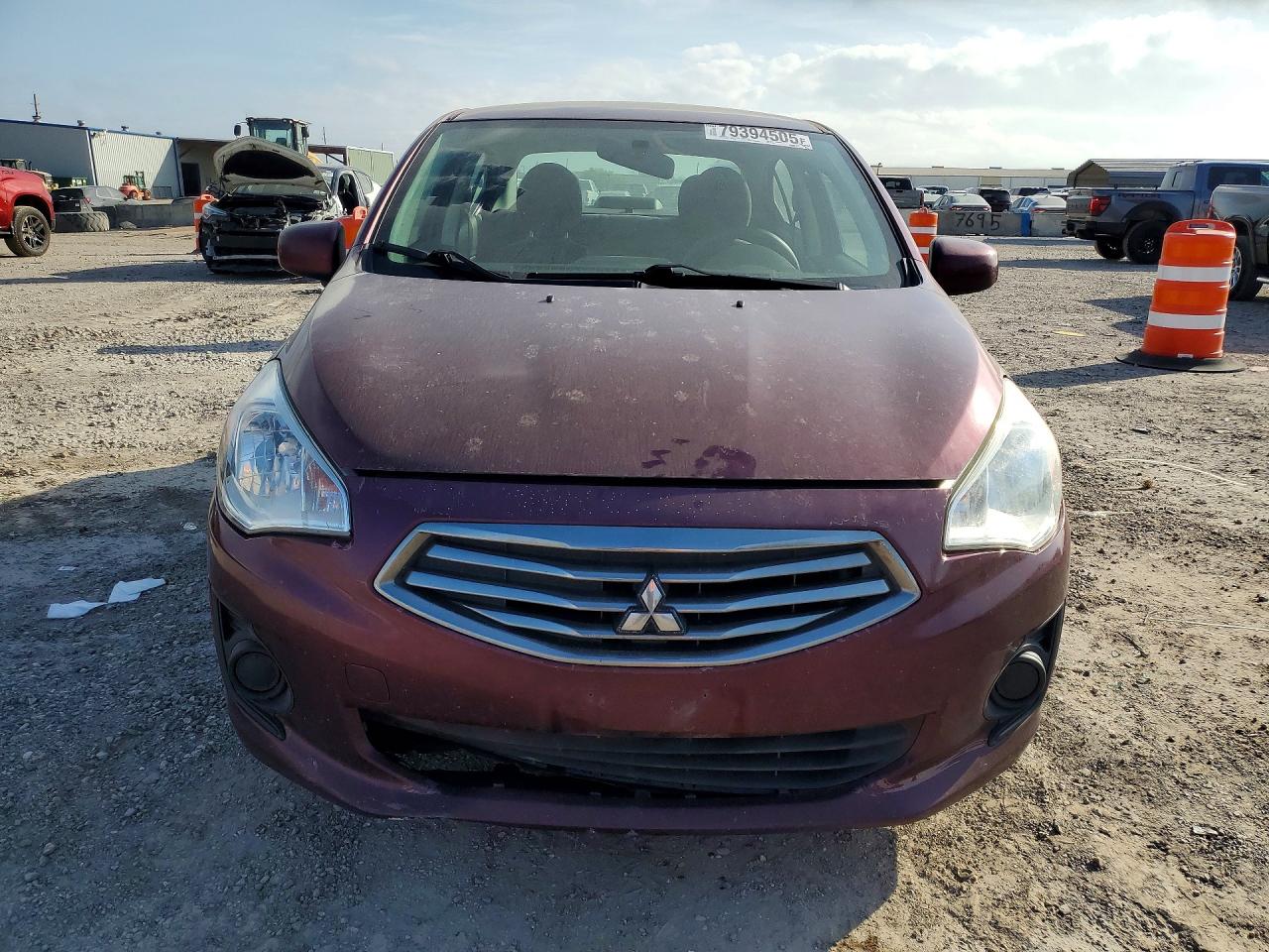 2018 MITSUBISHI MIRAGE photo 9