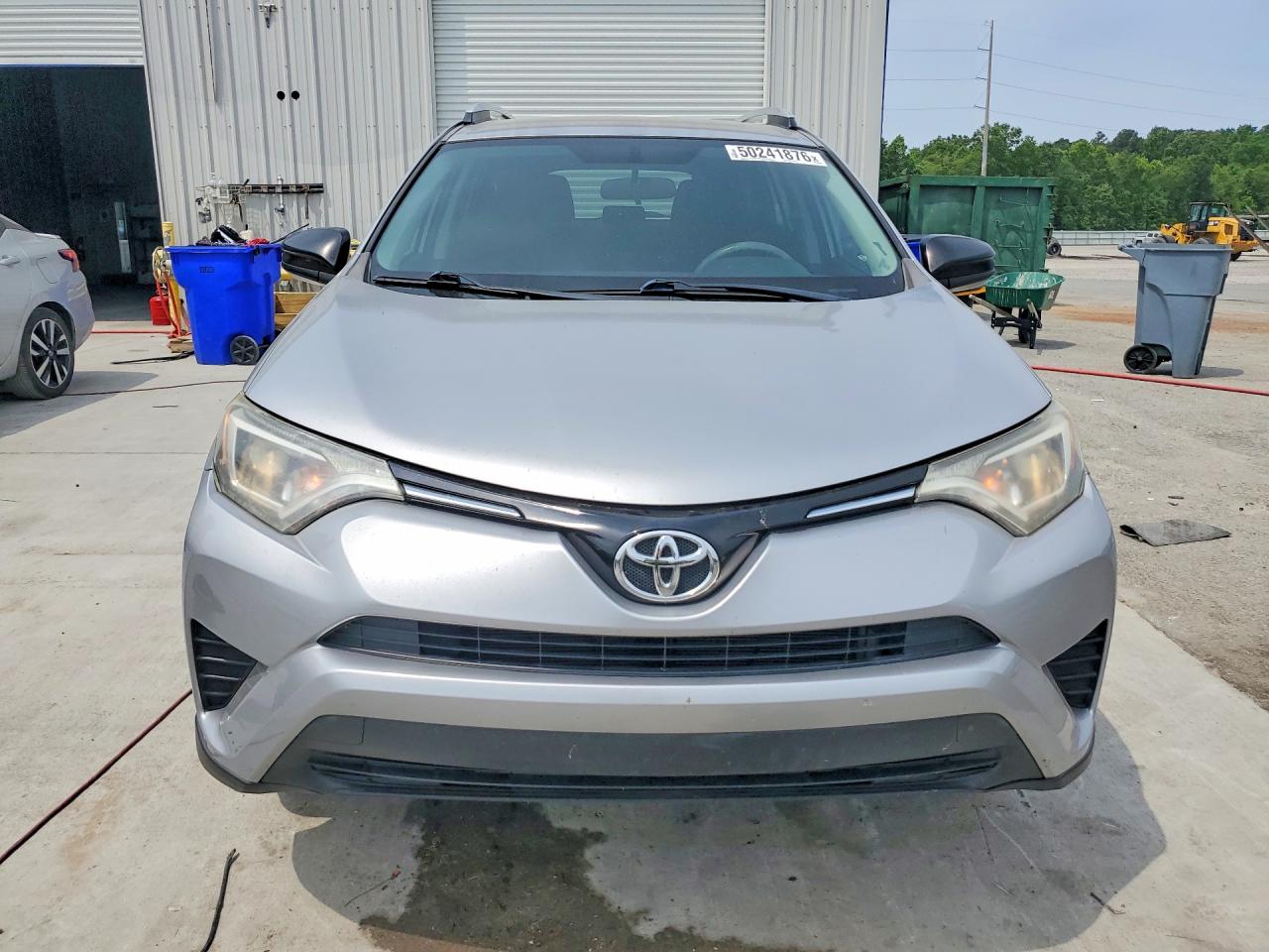 2016 TOYOTA RAV4 LE photo 13