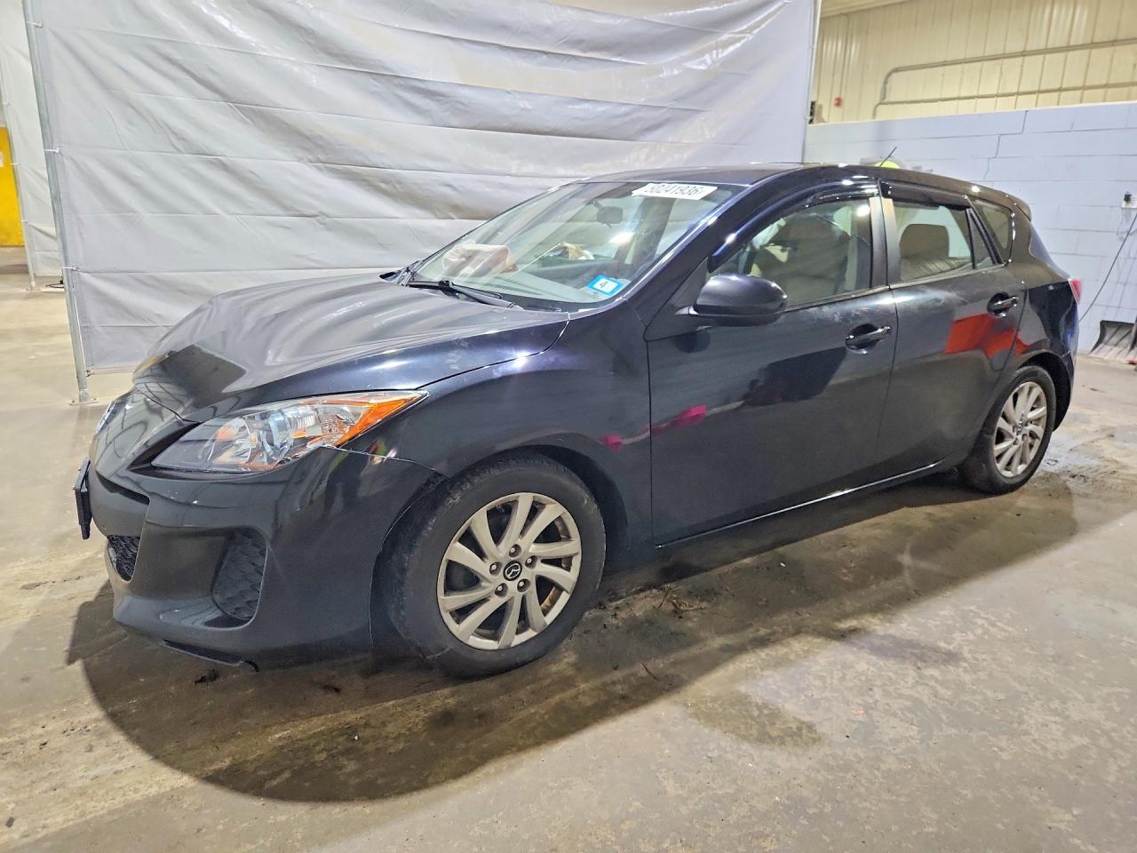 2013 MAZDA 3