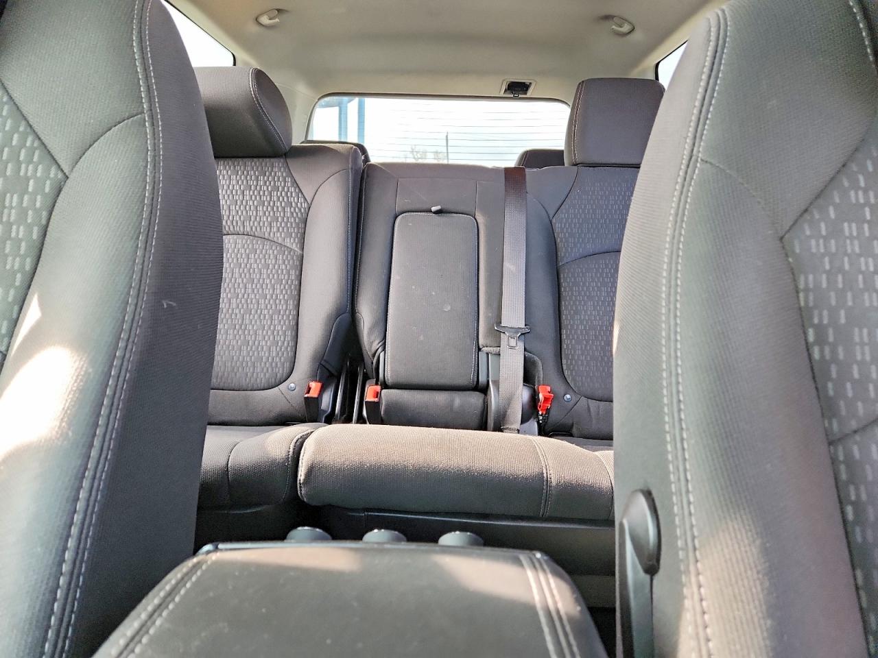 2016 GMC ACADIA SLE photo 10