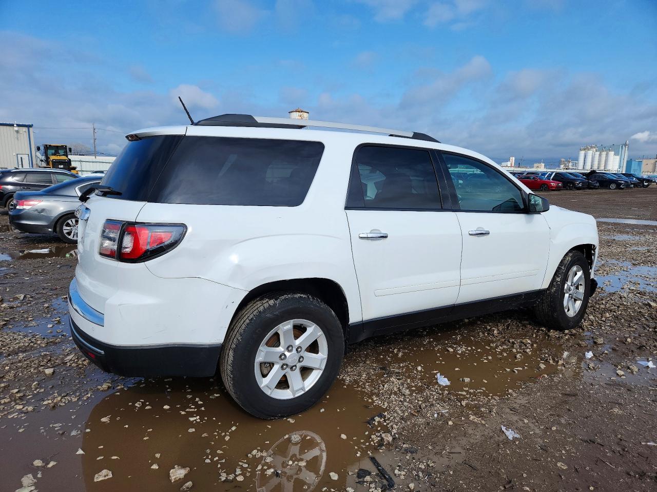 2016 GMC ACADIA SLE photo 3