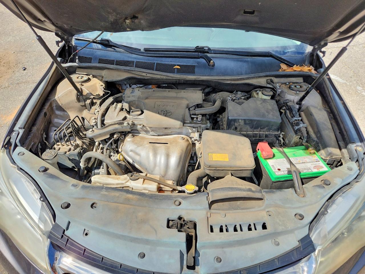 2015 TOYOTA CAMRY SE photo 11