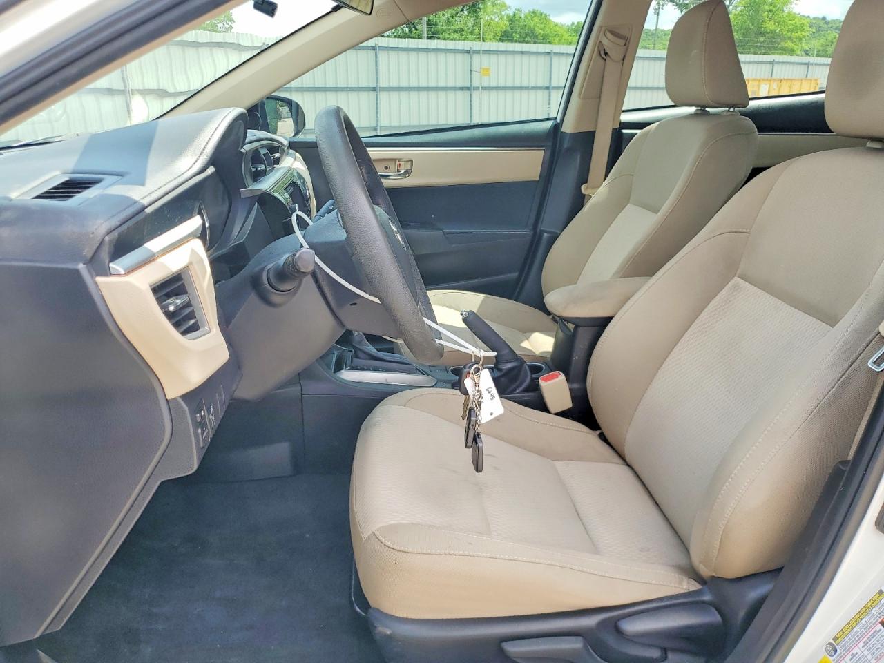 2015 TOYOTA COROLLA LE PLUS photo 13