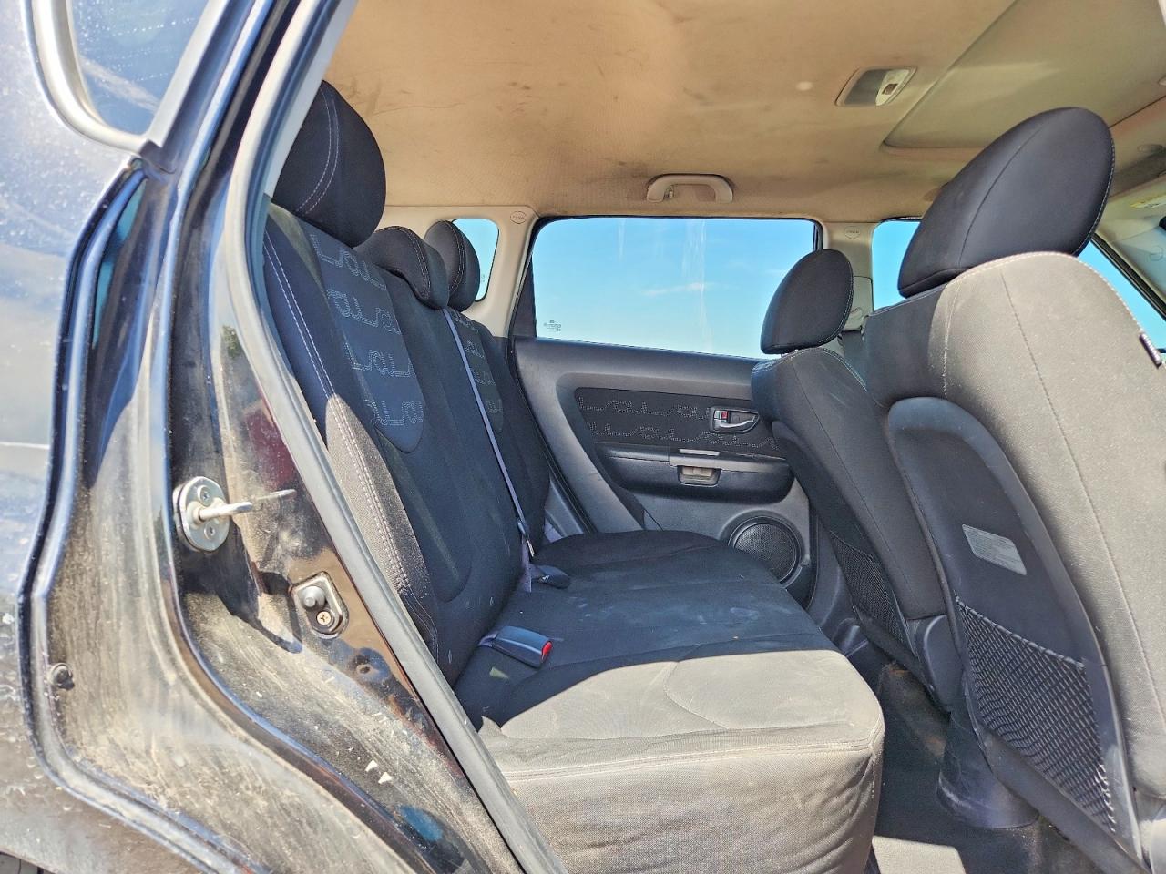 2013 KIA SOUL photo 19