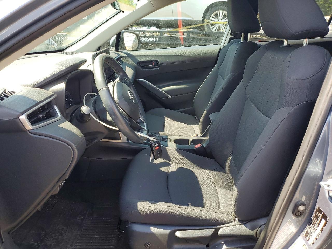 2023 TOYOTA COROLLA CROSS LE photo 19
