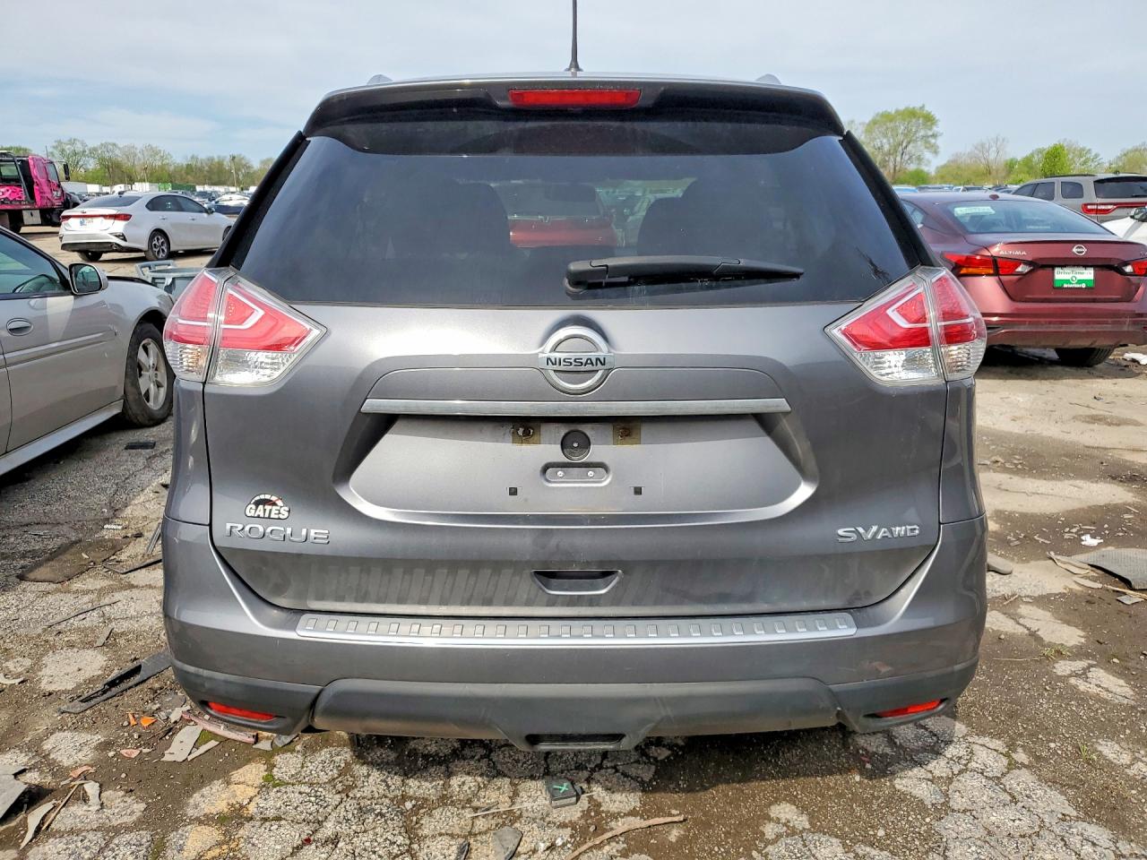 2016 NISSAN ROGUE SV photo 11