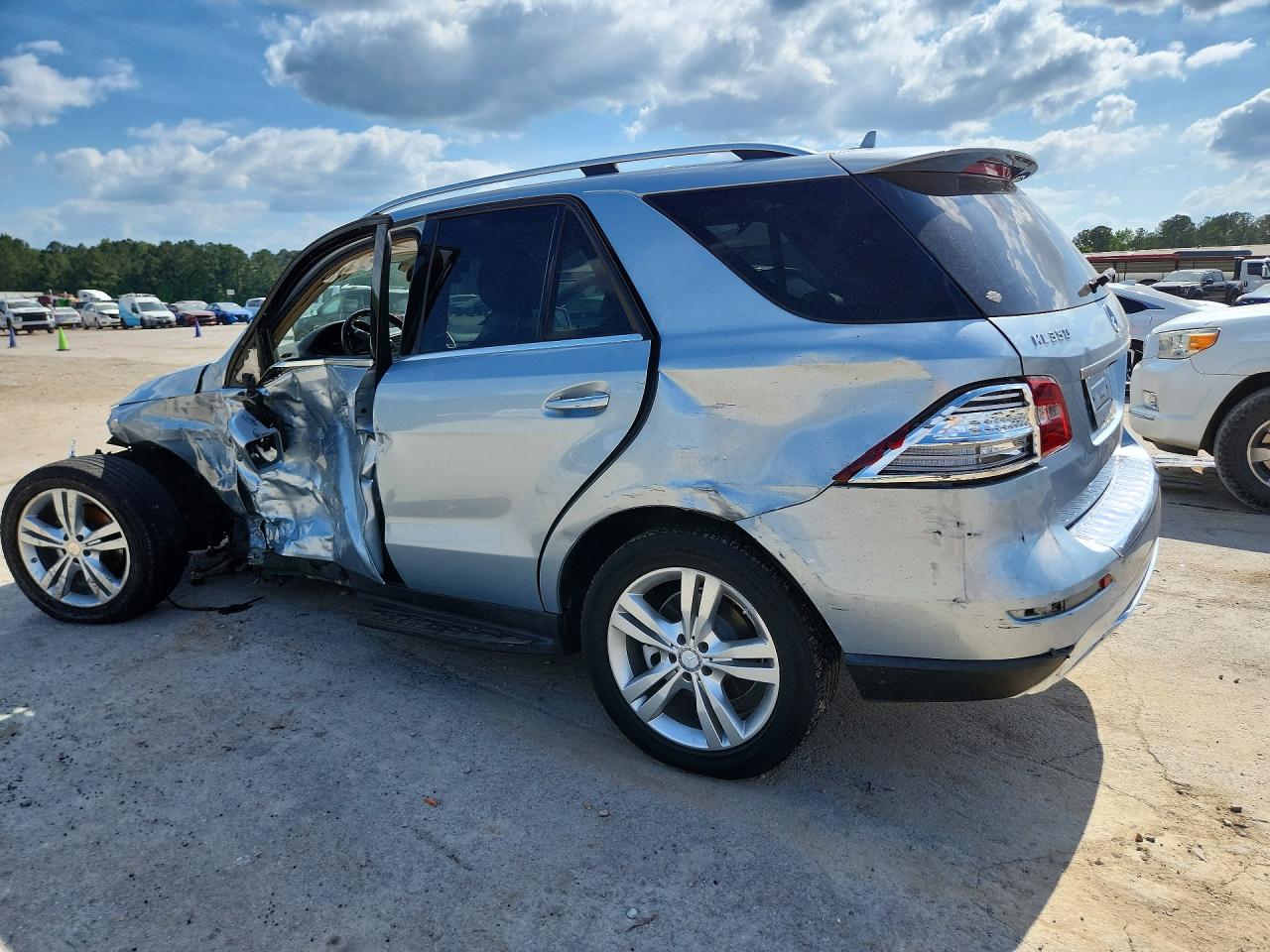 2015 MERCEDES-BENZ ML 350 photo 3