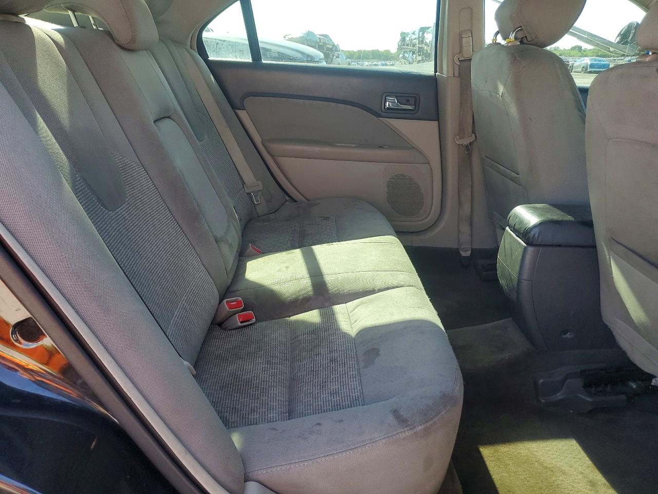 2012 FORD FUSION SE photo 19