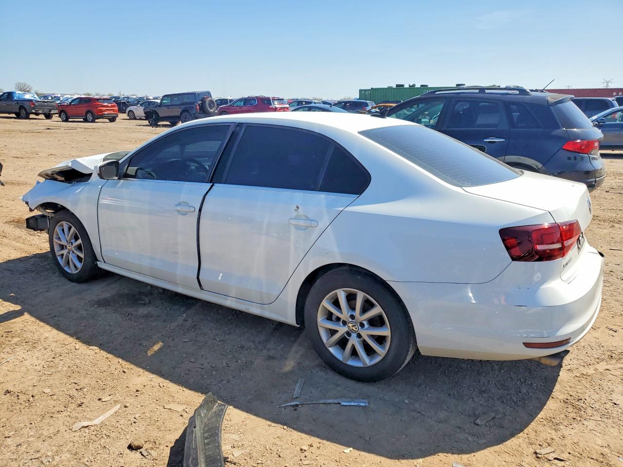 2017 VOLKSWAGEN JETTA SE photo 3