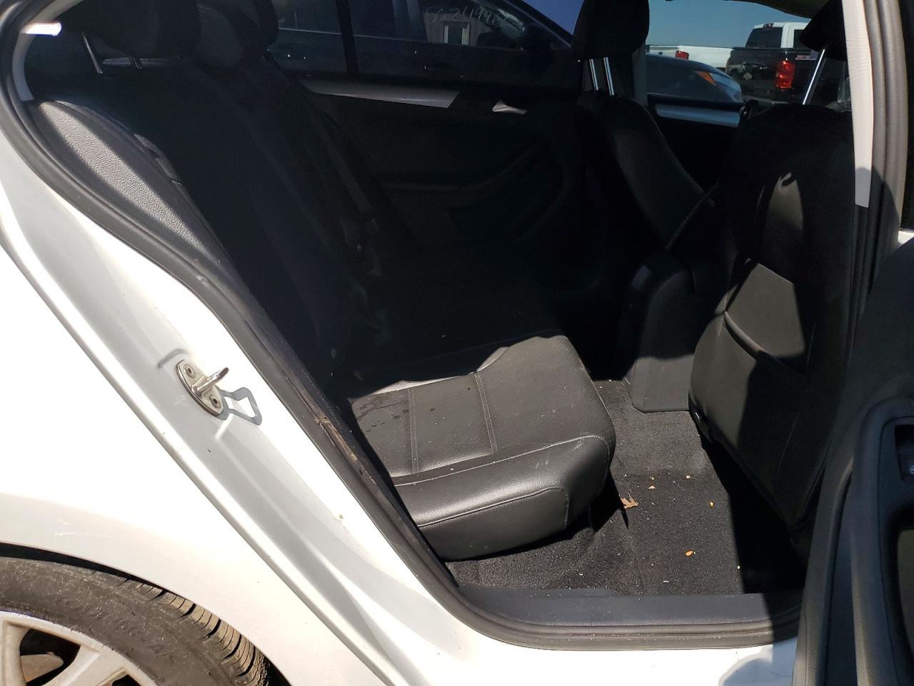 2017 VOLKSWAGEN JETTA SE photo 19