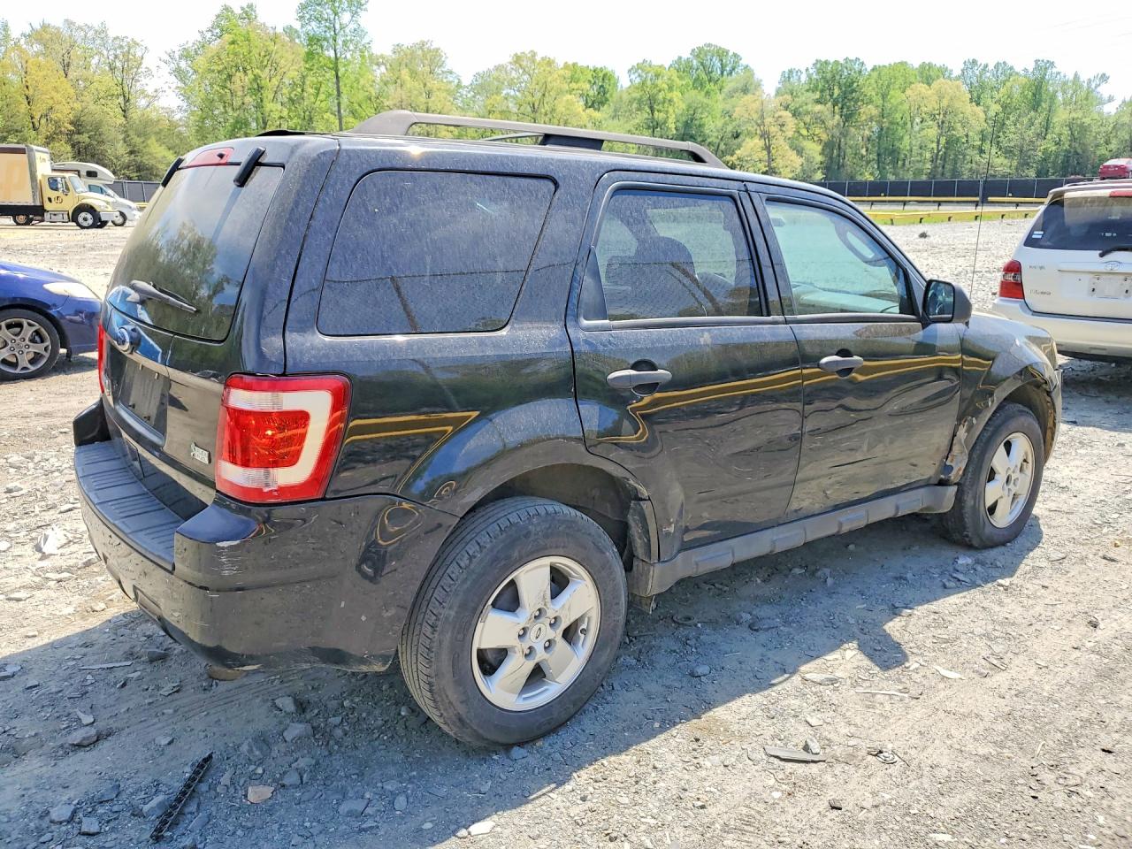 2012 FORD ESCAPE XLT photo 5