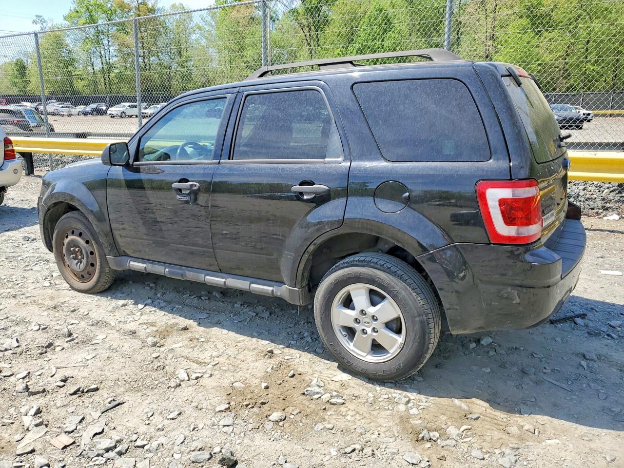 2012 FORD ESCAPE XLT photo 3