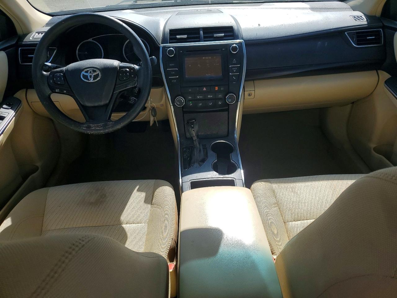 2016 TOYOTA CAMRY LE photo 22