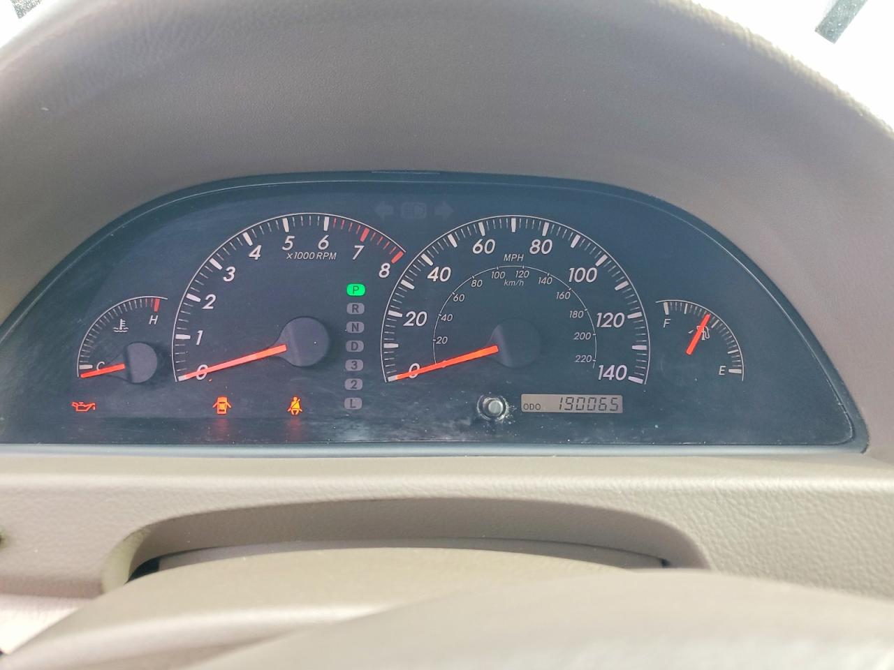 2005 TOYOTA CAMRY LE photo 25