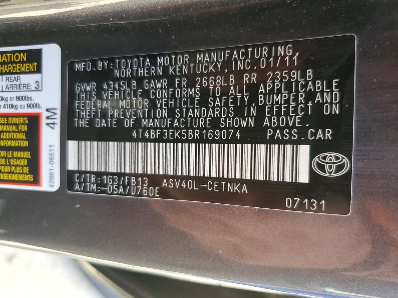 2011 TOYOTA CAMRY LE photo 12