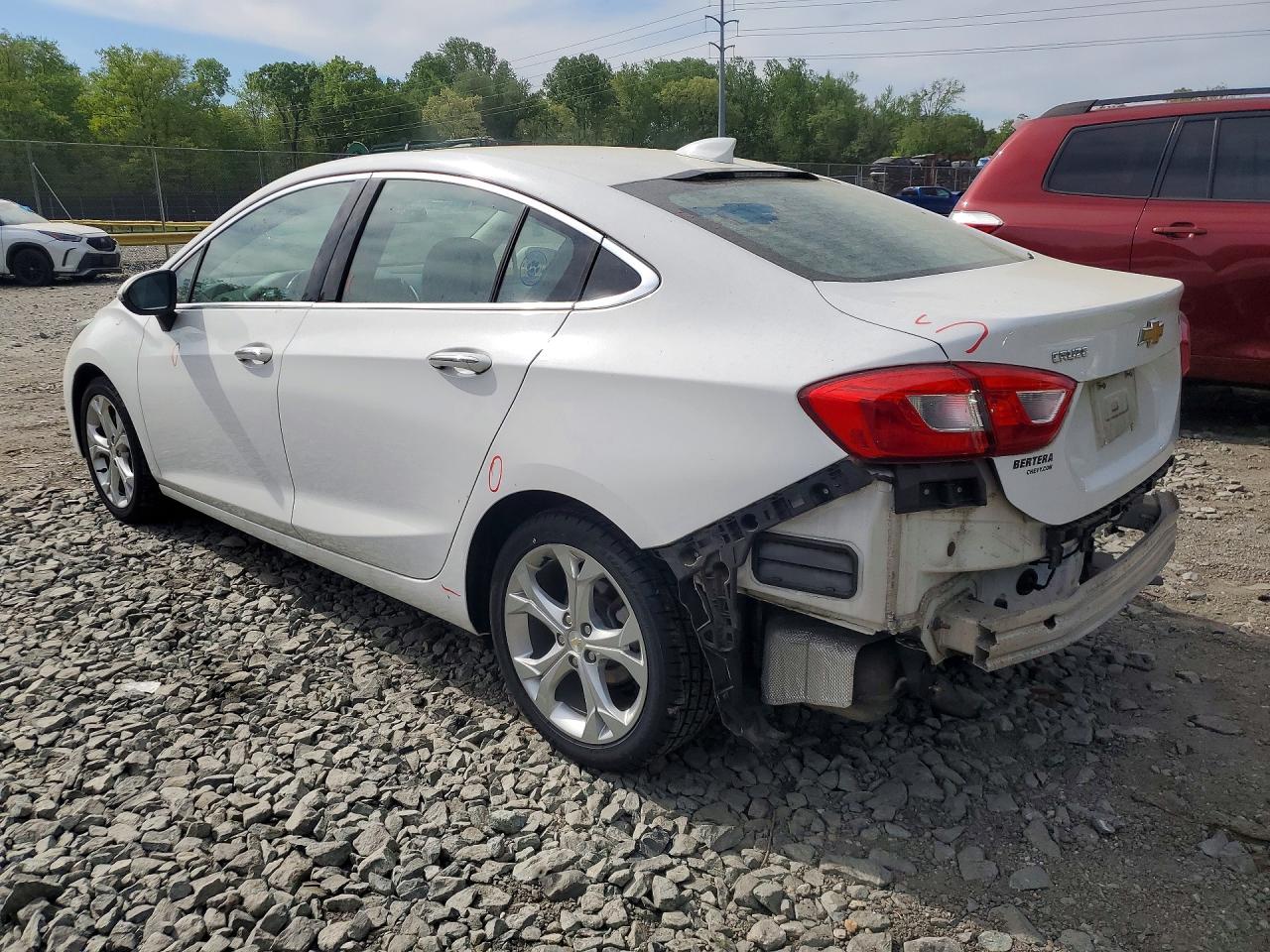 2017 CHEVROLET CRUZE PREMIER photo 4