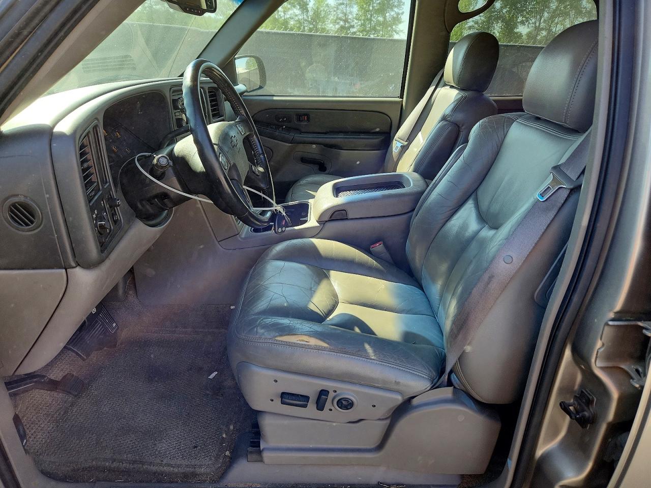 2003 CHEVROLET TAHOE C1500 photo 13