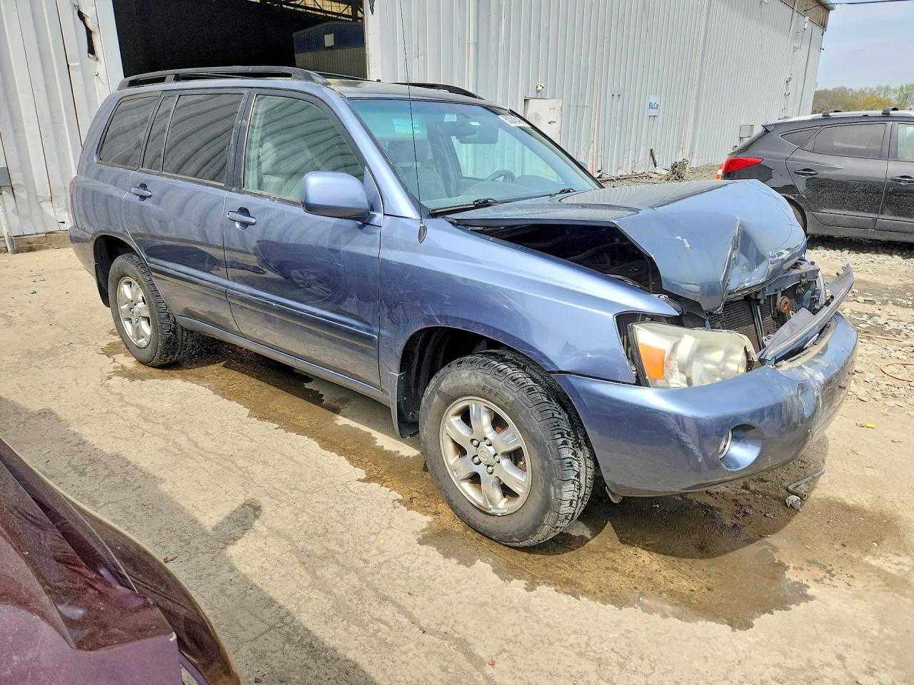 2004 TOYOTA HIGHLANDER BASE photo 7