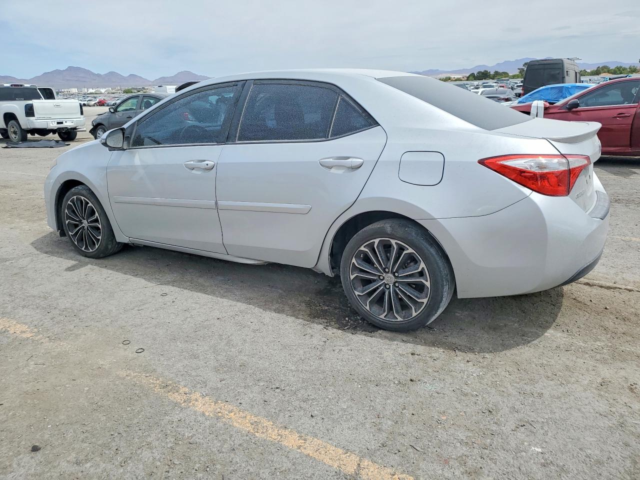 2015 TOYOTA COROLLA S PLUS photo 2