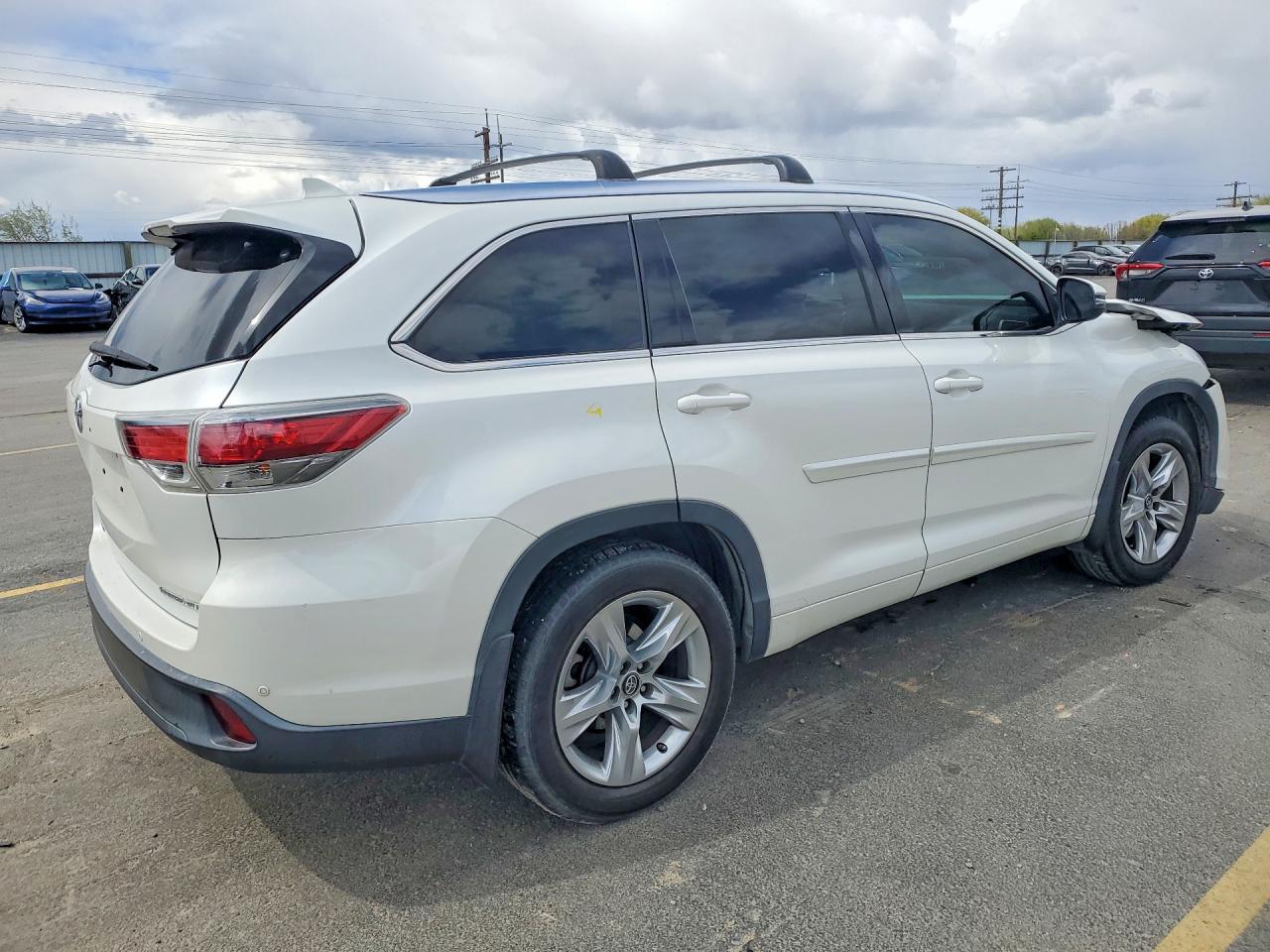2016 TOYOTA HIGHLANDER LIMITED photo 3