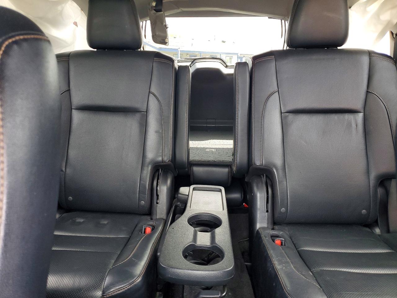 2016 TOYOTA HIGHLANDER LIMITED photo 10