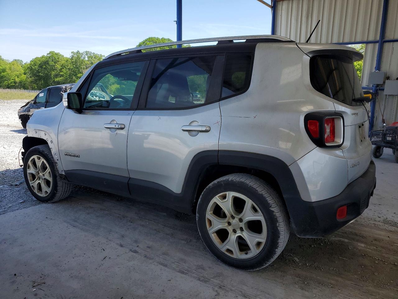 2015 JEEP RENEGADE LIMITED photo 4