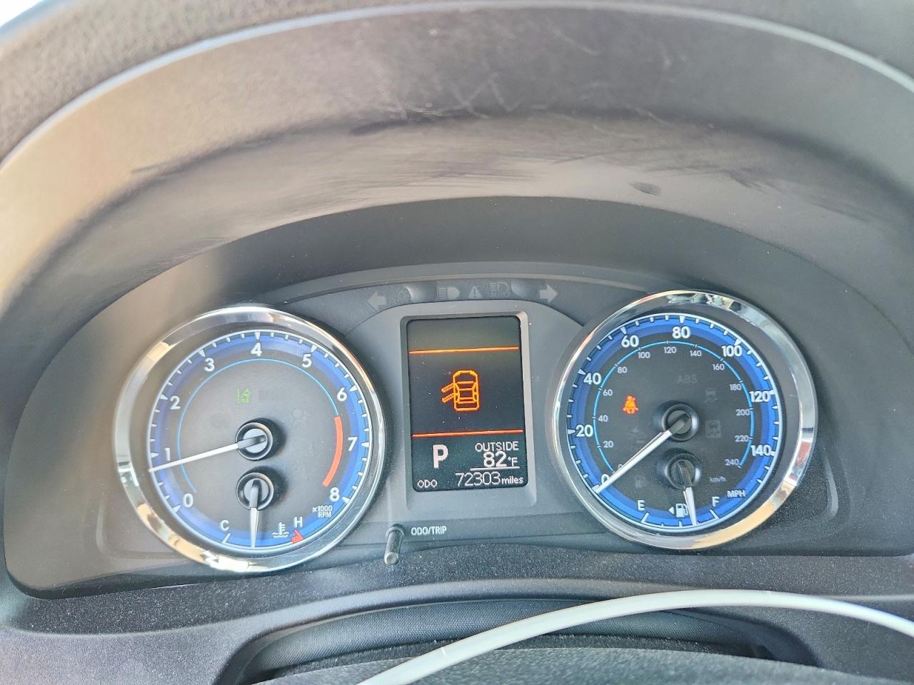 2018 TOYOTA COROLLA LE photo 25
