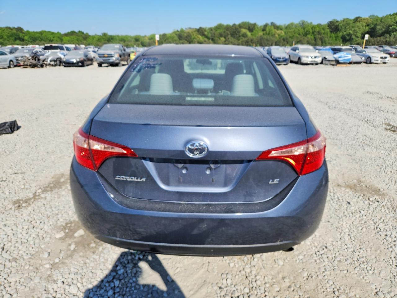 2018 TOYOTA COROLLA LE photo 16
