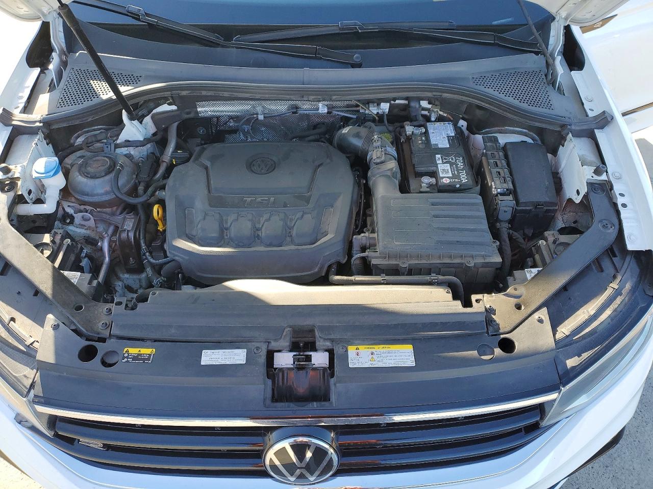 2024 VOLKSWAGEN TIGUAN SE R-LINE BLACK photo 34