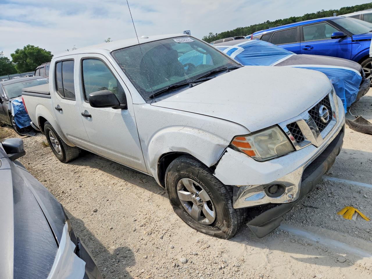 2011 NISSAN FRONTIER S photo 4