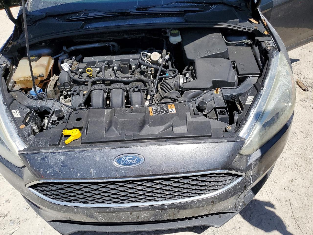 2017 FORD FOCUS SE photo 21