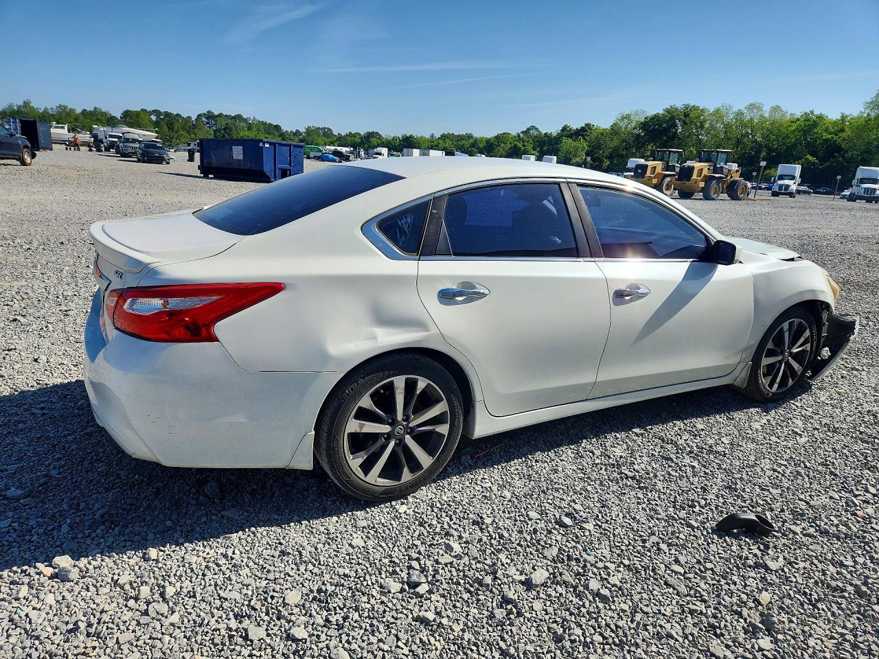 2016 NISSAN ALTIMA 2.5 SR photo 5
