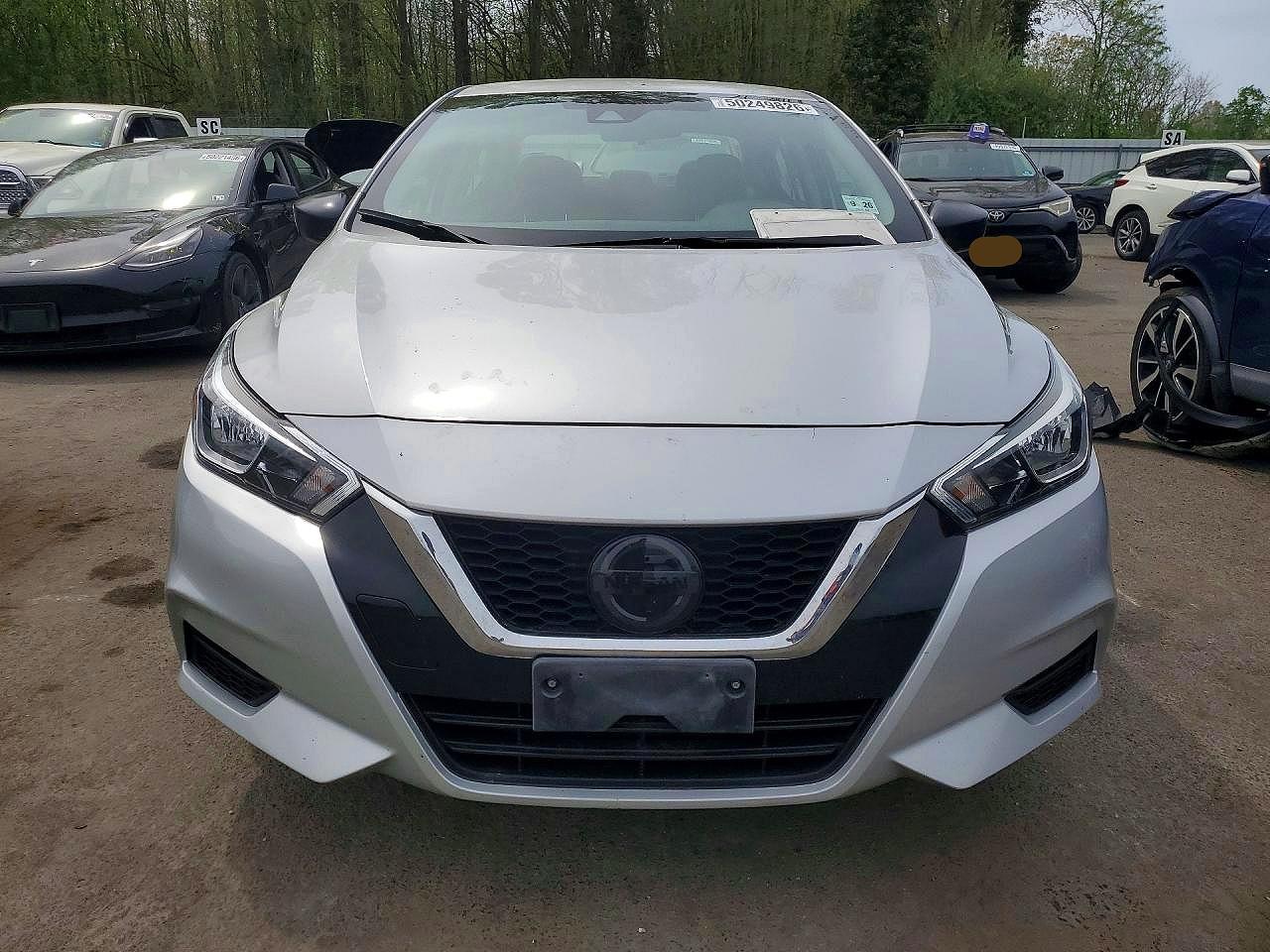 2021 NISSAN VERSA S photo 9