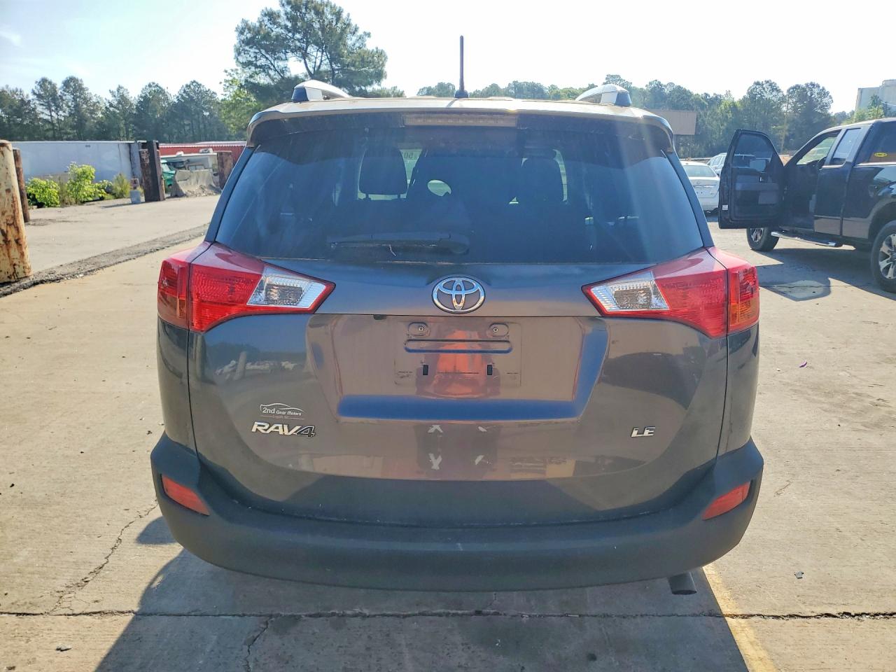 2015 TOYOTA RAV4 photo 11