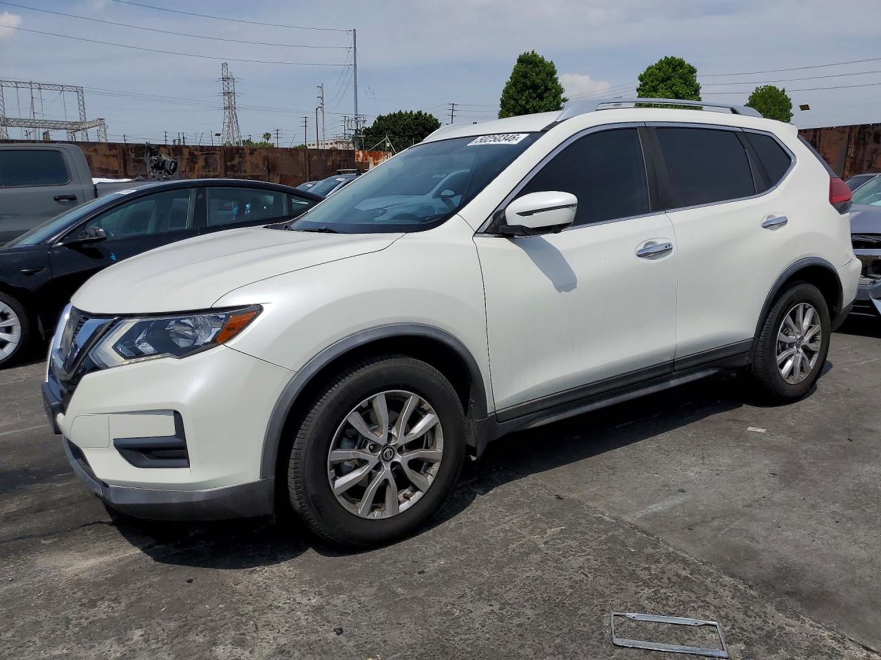 2017 NISSAN ROGUE